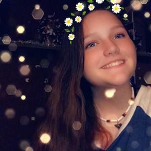 Meet your Posher, Raylee